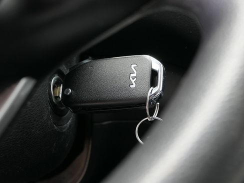Used 2022 Kia Soul LX w/ Technology Package FWD image 16
