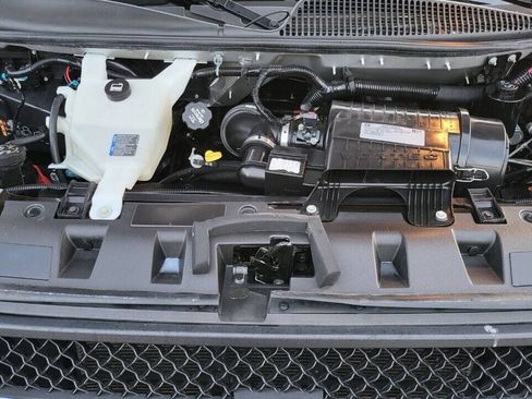 Used 2018 Chevrolet Express 3500 LT w/ LT Preferred Equipment Group RWD image 26