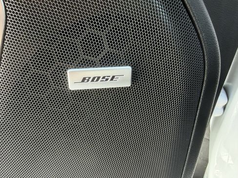 Used 2021 GMC Yukon AT4 w/ Technology Package image 28