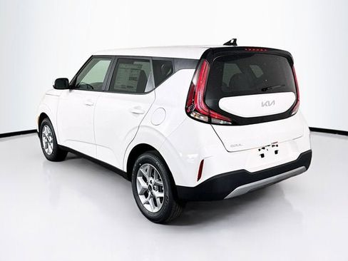 New 2025 Kia Soul LX w/ LX Technology Package image 7
