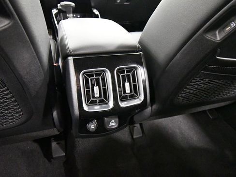 Certified 2026 Kia Sorento SX Prestige AWD/4WD image 17