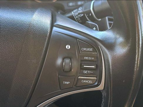 Used 2014 Acura RLX w/ Technology Package FWD image 20