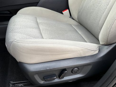 Certified 2024 Nissan Rogue SV image 30