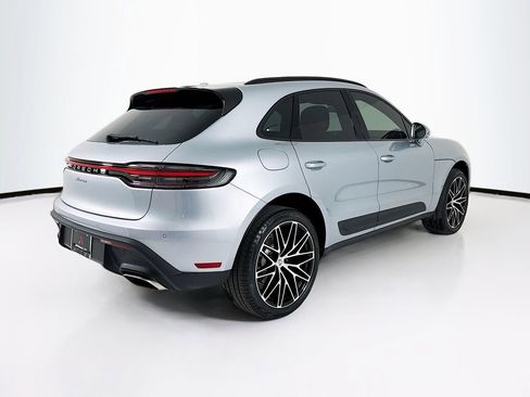 New 2026 Porsche Macan image 9