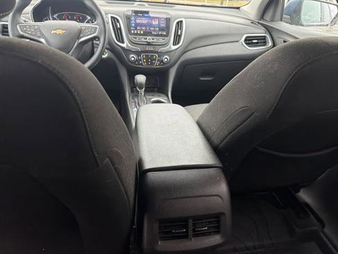 Used 2024 Chevrolet Equinox LT image 43