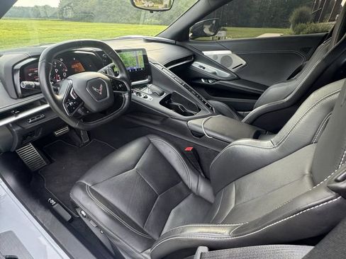 Used 2021 Chevrolet Corvette Stingray Preferred Cpe w/ Z51 Performance Package image 11