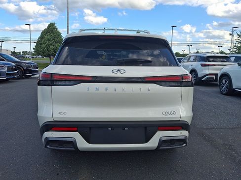 Certified 2025 INFINITI QX60 Sensory AWD/4WD image 5