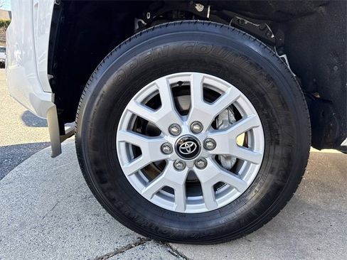 Used 2024 Toyota Tacoma SR5 image 20