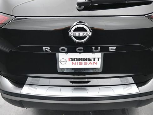 New 2026 Nissan Rogue SV w/ Cold Weather Package image 10