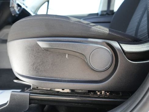 Used 2022 Kia Sorento LX image 23