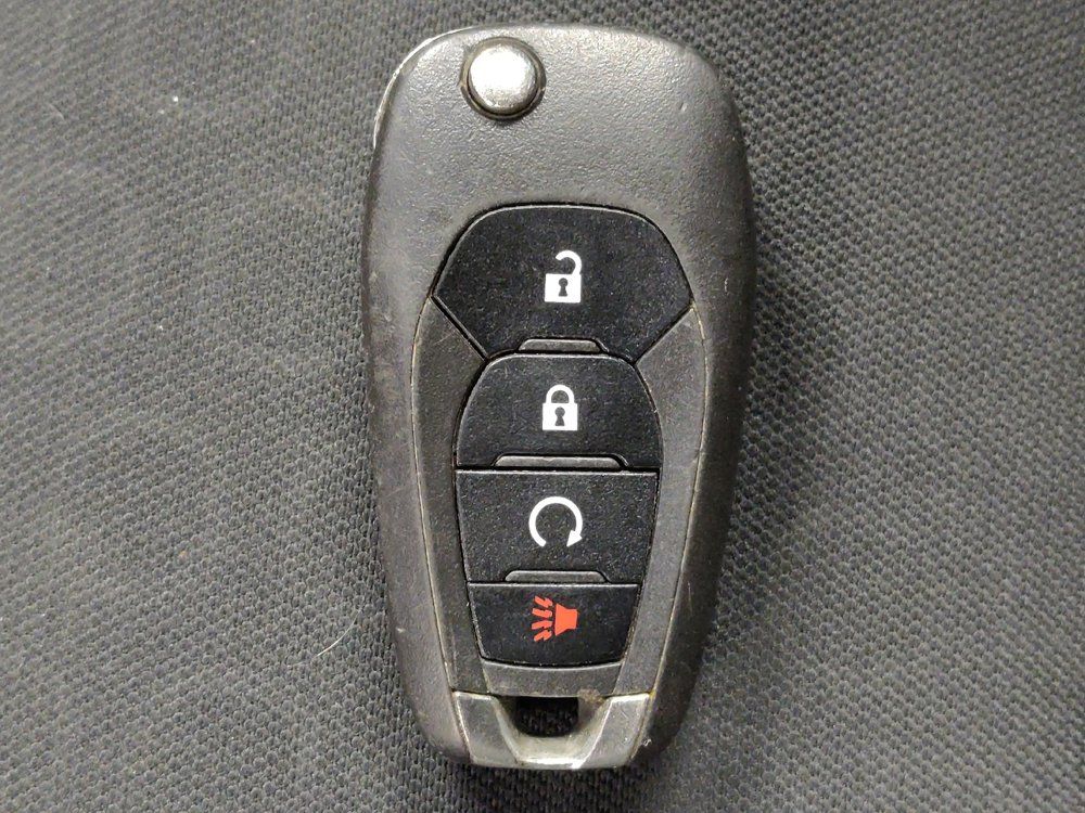 Used 2021 Chevrolet Trax LS w/ Tint and Cruise Package AWD/4WD image 32