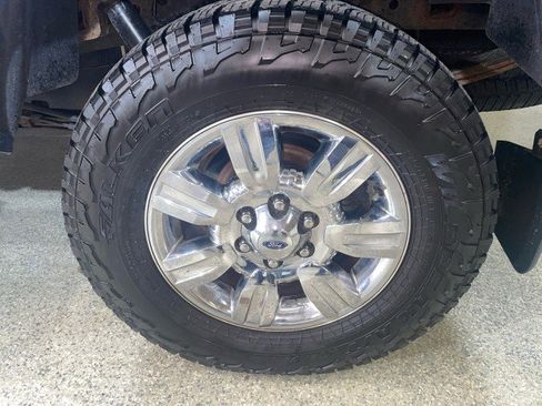 Used 2011 Ford F150 XLT w/ XLT Chrome Pkg image 32