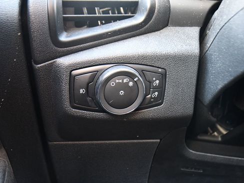 Used 2022 Ford EcoSport SE w/ SE Convenience Package image 26