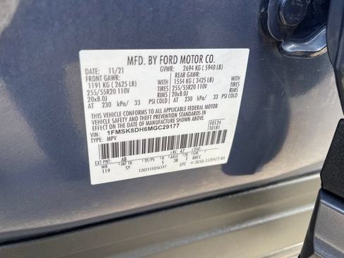Used 2021 Ford Explorer XLT w/ Equipment Group 202A AWD/4WD image 25