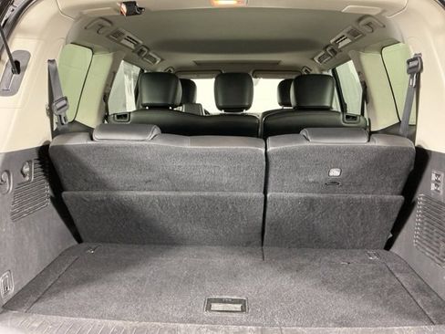 Used 2019 Nissan Armada SL image 30