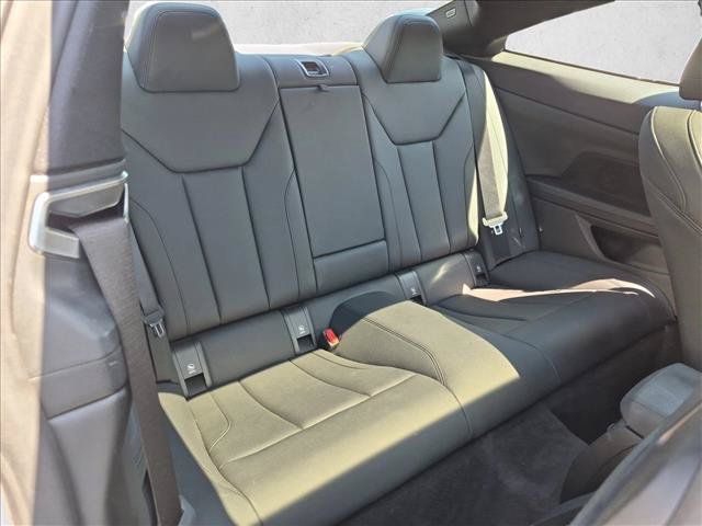Used 2021 BMW 430i Coupe w/ M Sport Package RWD image 22