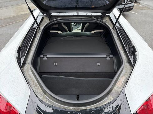 Used 2015 BMW i8 image 9