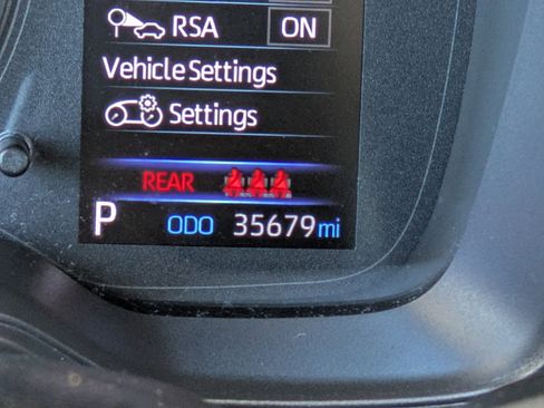 Used 2020 Toyota Corolla LE FWD image 24