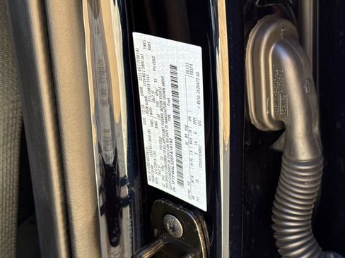 Certified 2025 Ford F150 Tremor AWD/4WD image 29