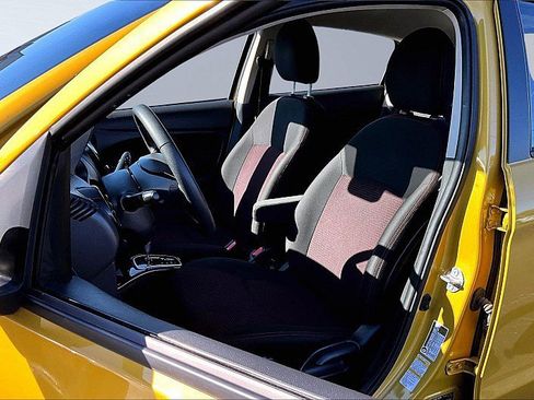 Used 2024 Mitsubishi Mirage Black Edition image 23