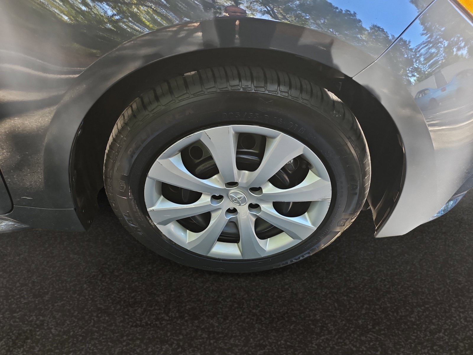 Used 2024 Toyota Corolla LE FWD image 41
