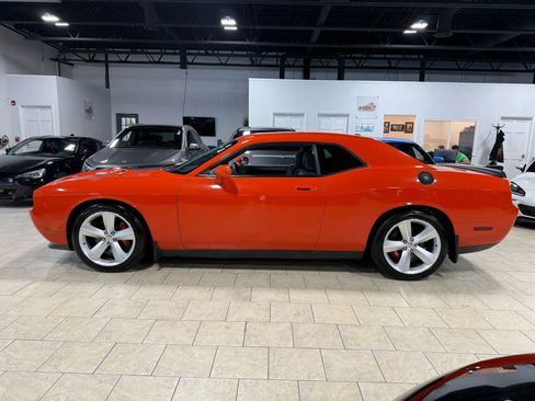 Used 2010 Dodge Challenger SRT8 w/ SRT Option Group II image 19