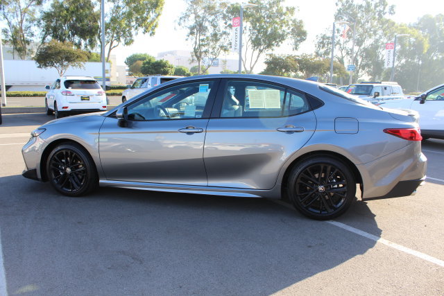 Certified 2026 Toyota Camry SE FWD image 7