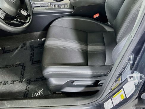 Used 2023 Honda Civic Sport image 18
