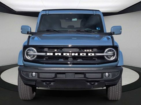 Used 2024 Ford Bronco Outer Banks image 3