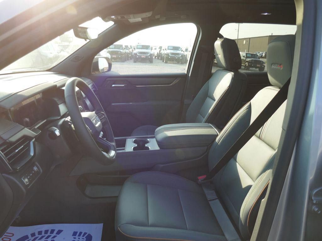 New 2026 GMC Acadia AT4 AWD/4WD image 16