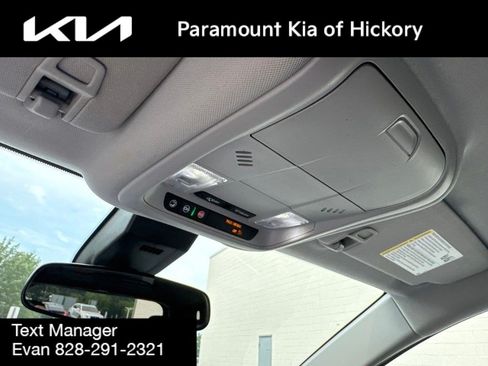 Used 2023 Chevrolet Equinox LT FWD image 28