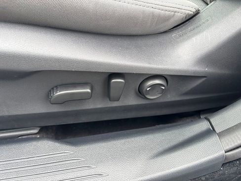 Certified 2025 Subaru Legacy Premium AWD/4WD image 18