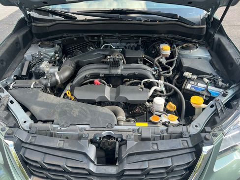 Used 2017 Subaru Forester 2.5i Premium image 14