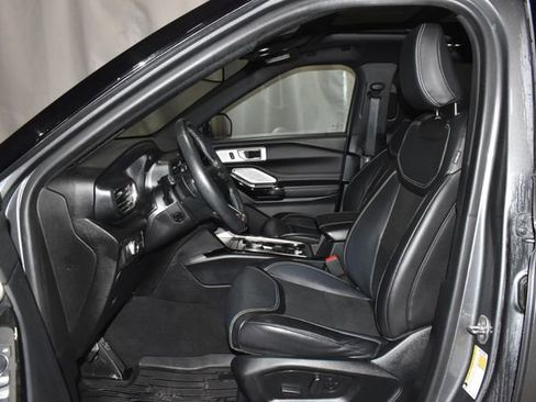 Used 2021 Ford Explorer ST w/ Equipment Group 401A image 12