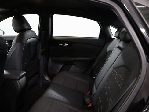 Used 2023 Kia Forte GT-Line image 24