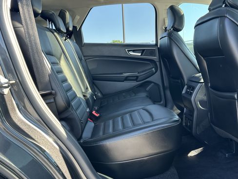 Used 2016 Ford Edge SEL w/ Equipment Group 201A FWD image 15