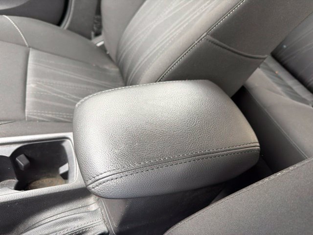 Used 2018 Ford Focus SE FWD image 29