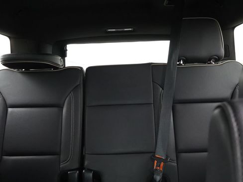Used 2023 Chevrolet Suburban Premier w/ Premium Package AWD/4WD image 37
