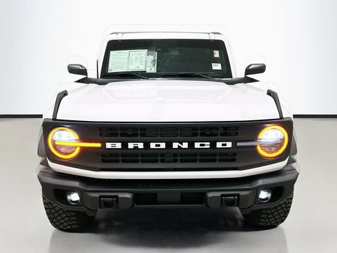 Used 2024 Ford Bronco Black Diamond w/ Sasquatch Package image 2