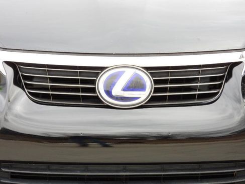 Used 2013 Lexus CT 200h w/ Premium Pkg w/Backup Camera image 26