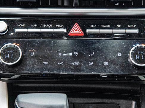 Used 2025 Hyundai Tucson SEL image 21