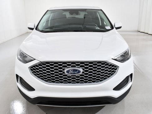 Used 2023 Ford Edge SEL w/ Convenience Package image 3