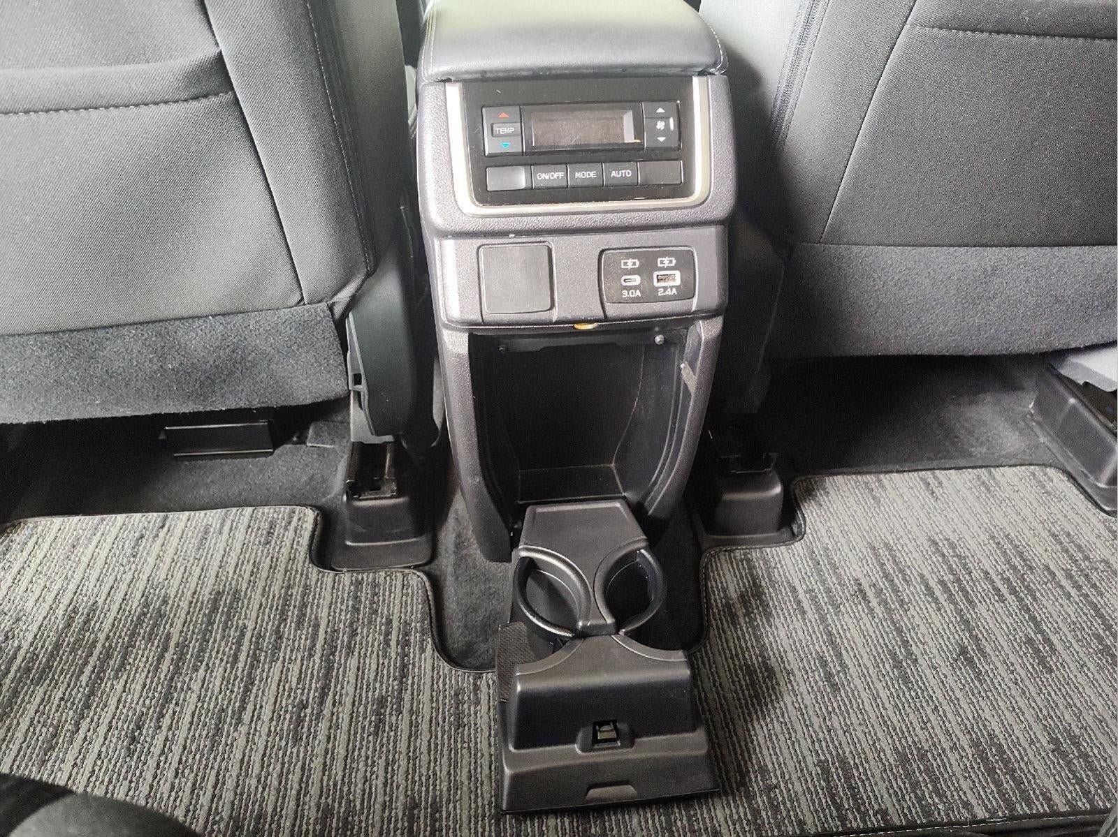 Used 2025 Subaru Ascent Premium AWD/4WD image 12