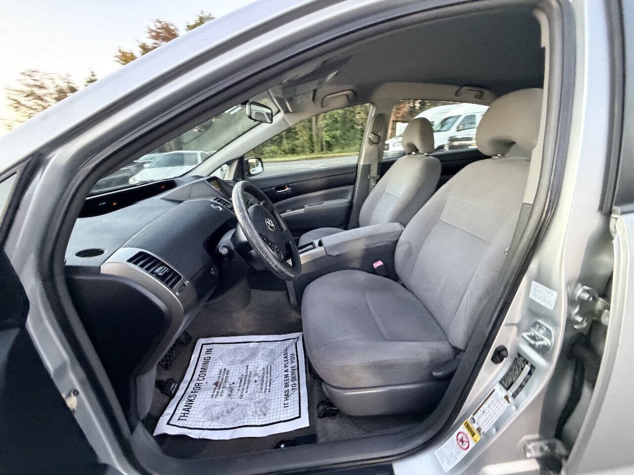 Used 2007 Toyota Prius w/ Pkg 2 FWD image 39
