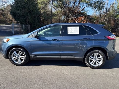 Used 2019 Ford Edge SEL w/ Equipment Group 201A image 2