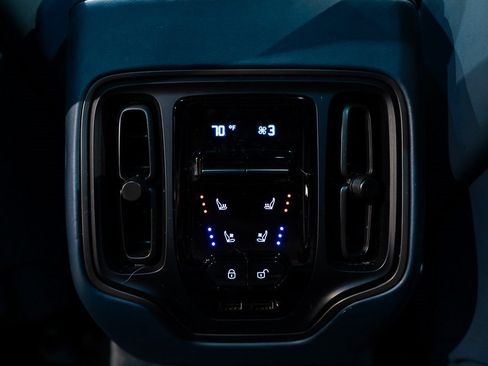 Used 2023 Aston Martin DBX 707 image 34