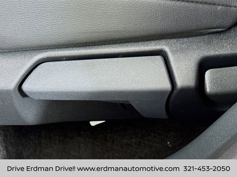 Used 2026 Nissan Kicks SR w/ Illumination Package image 12