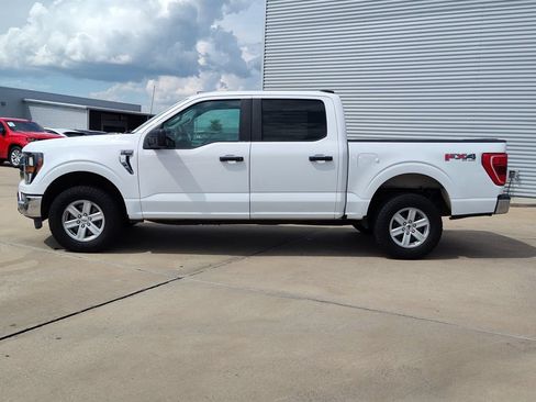 Used 2023 Ford F150 XLT w/ Trailer Tow Package AWD/4WD image 4