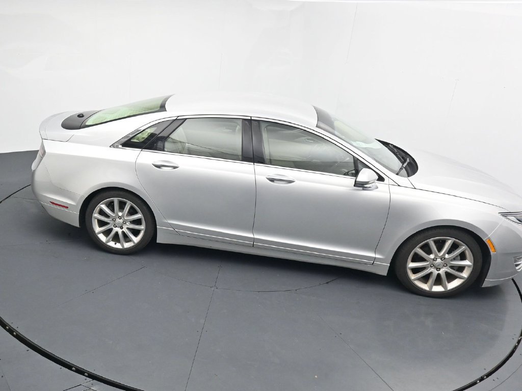 Used 2014 Lincoln MKZ w/ Equipment Group 101A Select FWD image 17