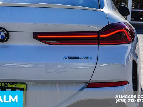 Used 2022 BMW X6 xDrive40i w/ M Sport Package image 13